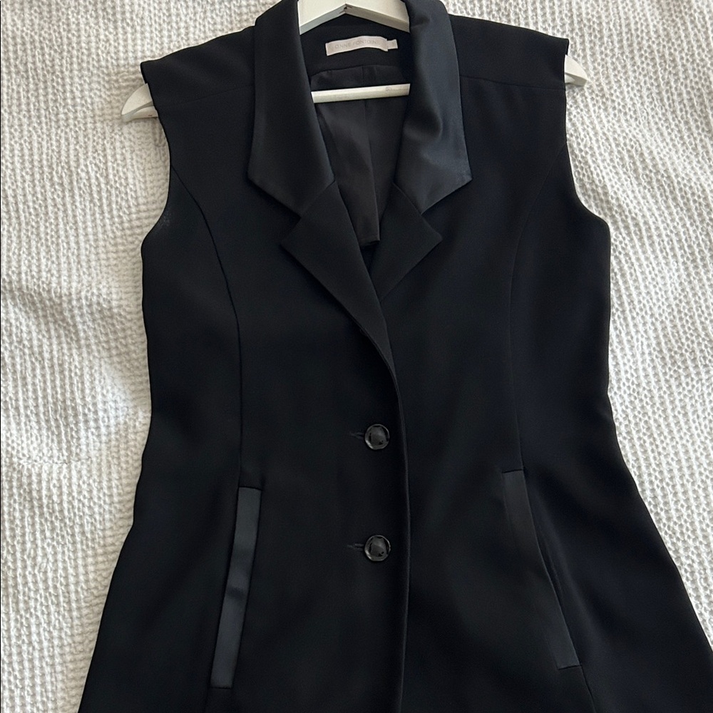Anne Fontaine Elegant Black Vest